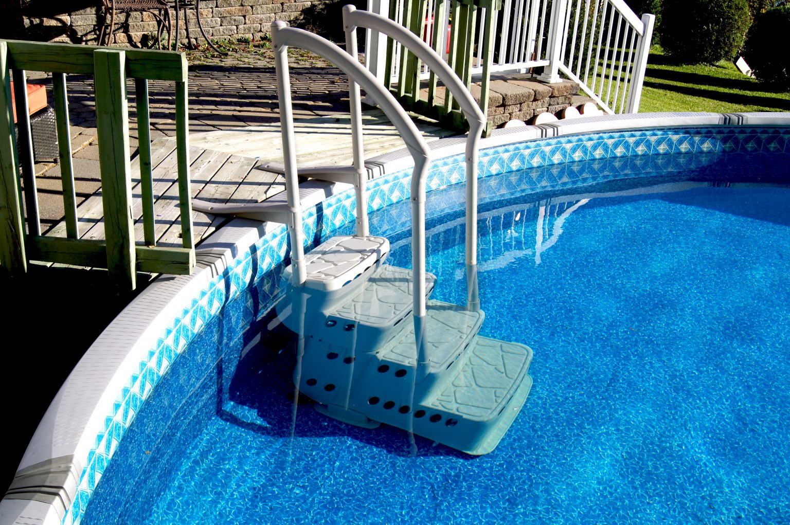 Biltmor pool steps | SIMA Pools & Spas